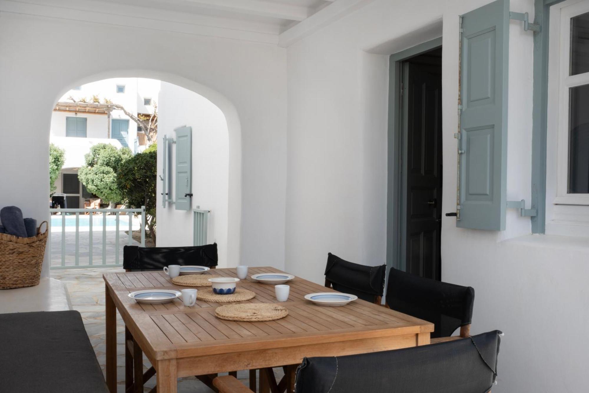 Mykonian Style W Shared Pool Houses & Nighttime Security Guard 오르노스 외부 사진