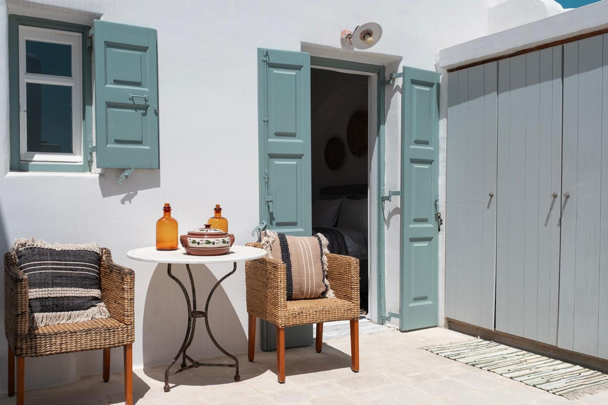 Mykonian Style W Shared Pool Houses & Nighttime Security Guard 오르노스 외부 사진