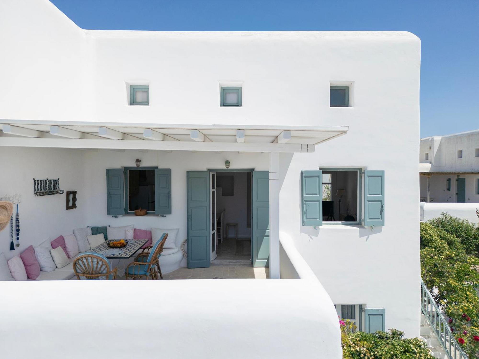 Mykonian Style W Shared Pool Houses & Nighttime Security Guard 오르노스 외부 사진