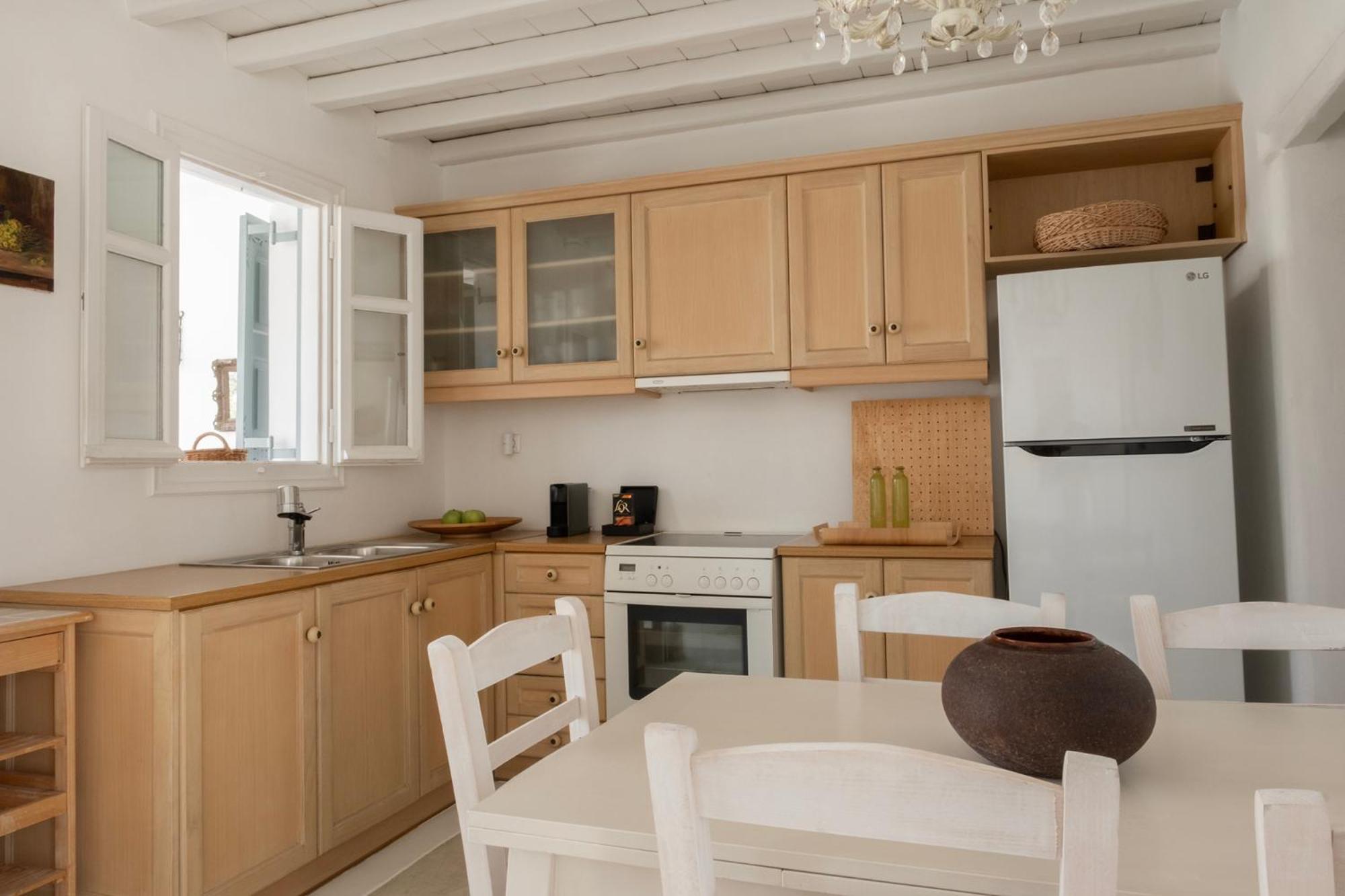 Mykonian Style W Shared Pool Houses & Nighttime Security Guard 오르노스 외부 사진